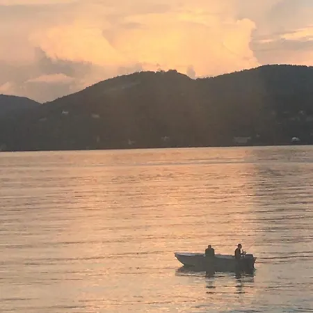 Ai Tetti Appartamento Intra