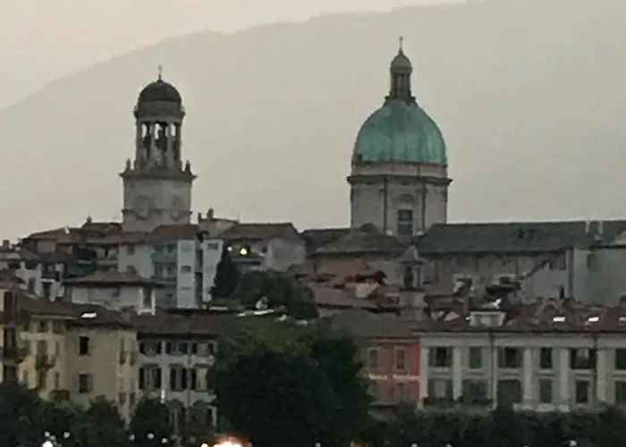 Ai Tetti * Intra